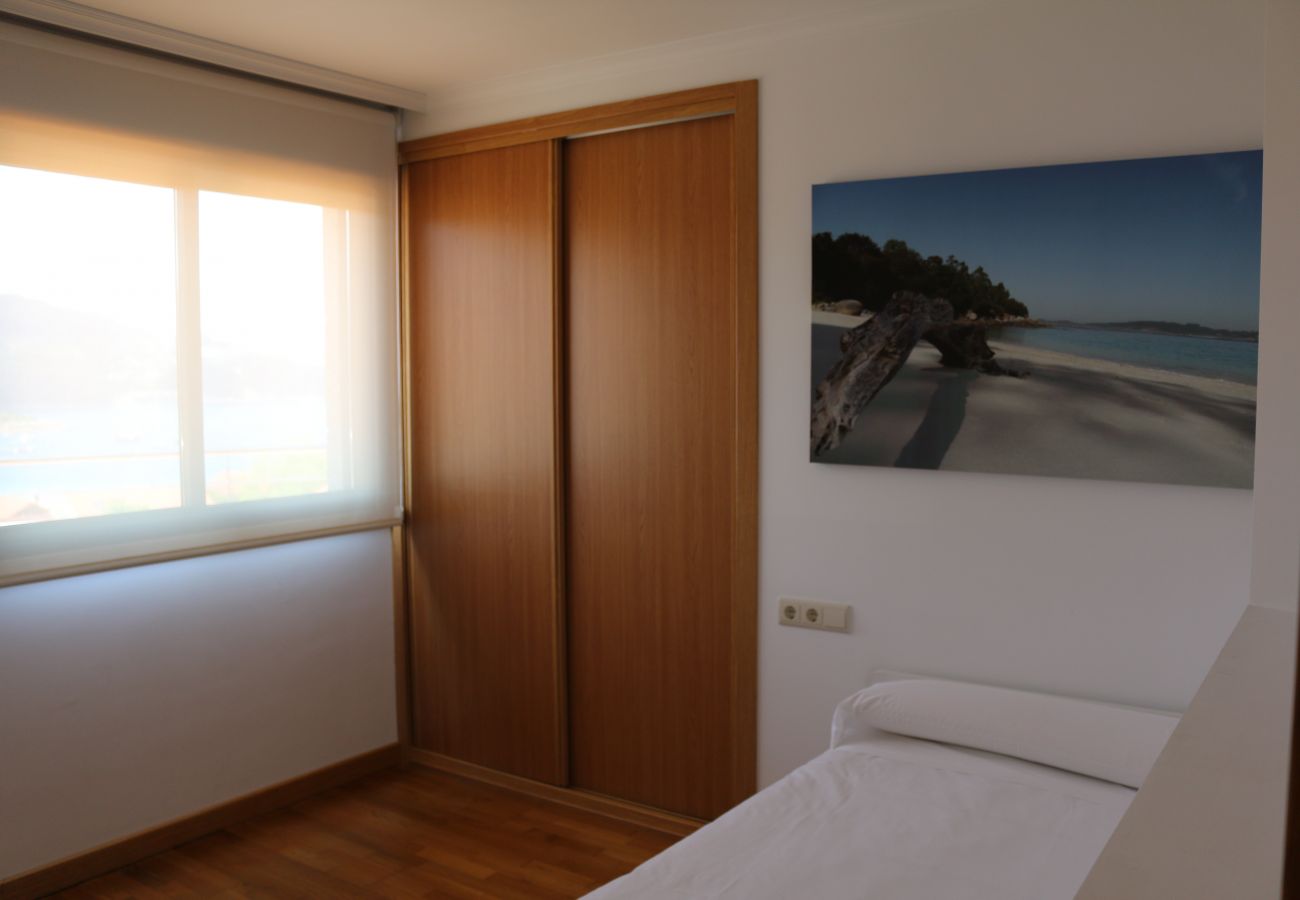 Apartamento en Cangas - Apartamento con aparcamiento a 260 m de la playa