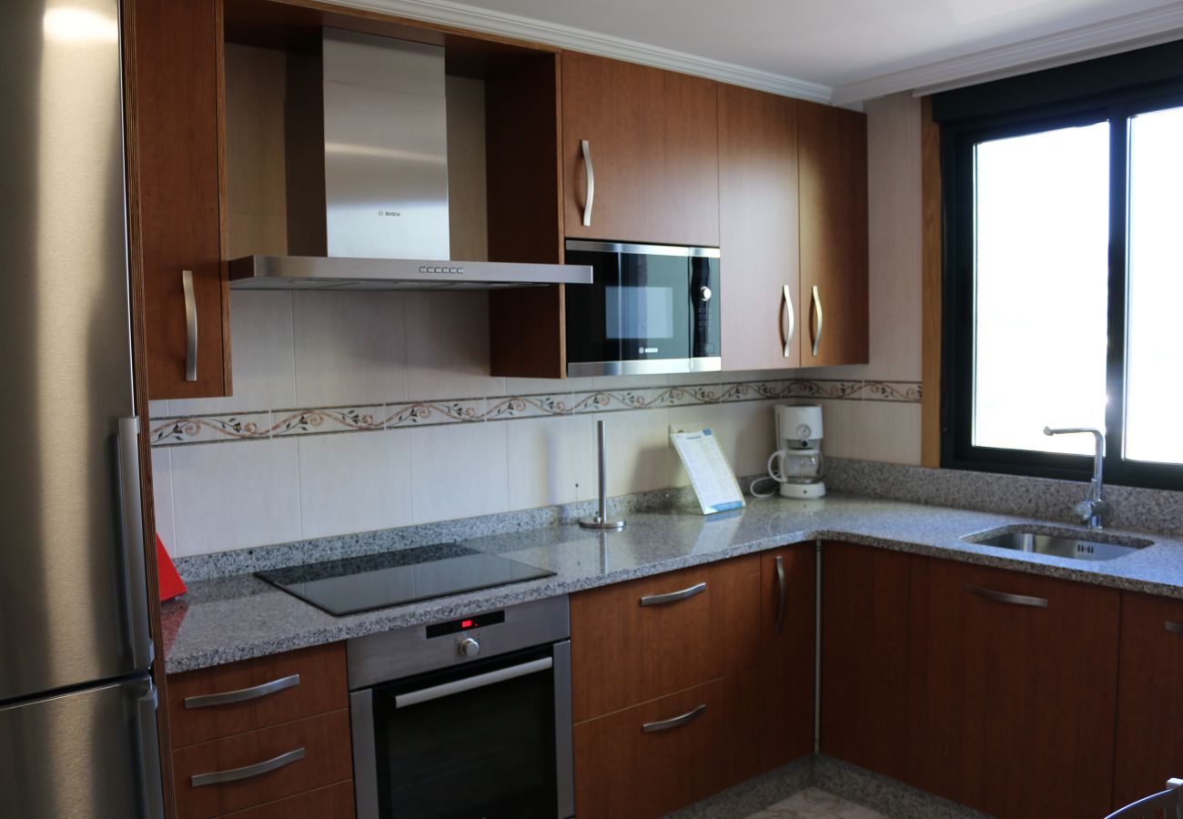 Apartamento en Cangas - Apartamento para 8 personas a 260 m de la playa