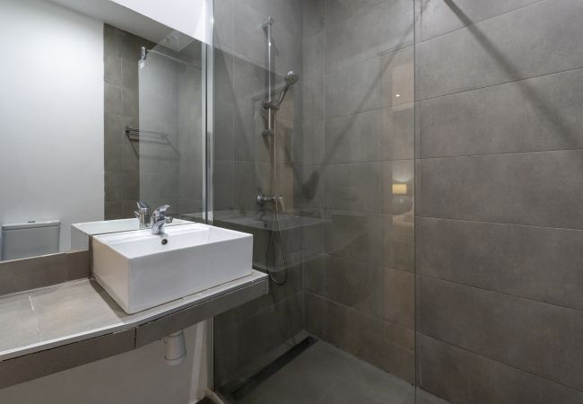 Apartamento en Madrid - M (PRE104B) Moderno diseño Madrid centro Sol 1 Apartamento en Madrid - M (PRE104B) Moderno diseño Madrid centro Sol 1