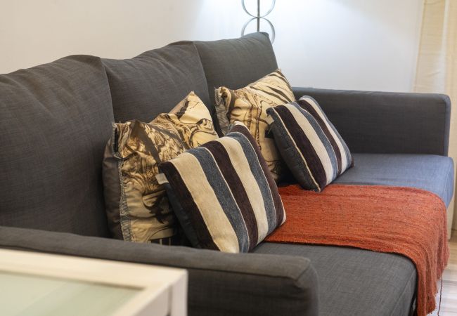 Apartamento en Madrid - M (PRE104B) Moderno diseño Madrid centro Sol 1 Apartamento en Madrid - M (PRE104B) Moderno diseño Madrid centro Sol 1