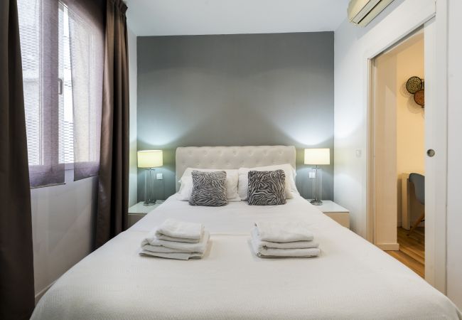 Apartamento en Madrid - M (PRE104B) Moderno diseño Madrid centro Sol 1 Apartamento en Madrid - M (PRE104B) Moderno diseño Madrid centro Sol 1