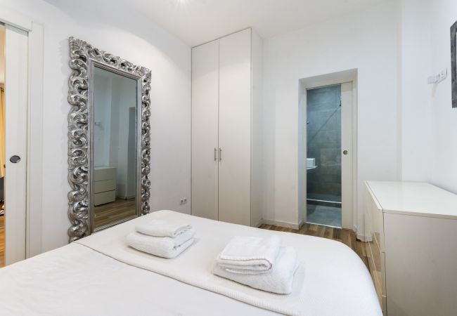 Apartamento en Madrid - M (PRE104B) Moderno diseño Madrid centro Sol 1 Apartamento en Madrid - M (PRE104B) Moderno diseño Madrid centro Sol 1