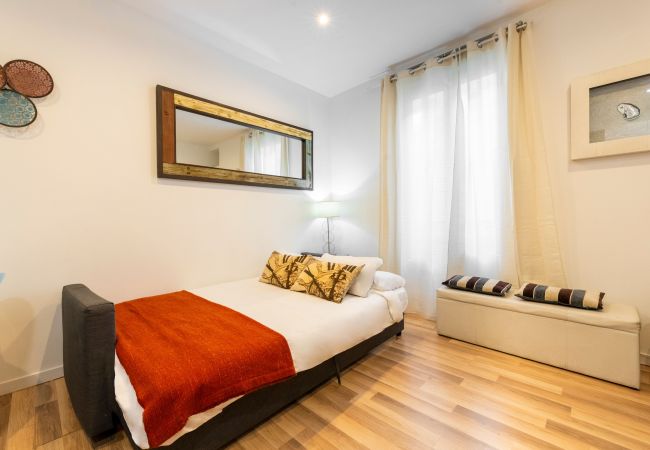 Apartamento en Madrid - M (PRE104B) Moderno diseño Madrid centro Sol 1 Apartamento en Madrid - M (PRE104B) Moderno diseño Madrid centro Sol 1