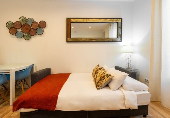 Apartamento en Madrid - M (PRE104B) Moderno diseño Madrid centro Sol 1 Apartamento en Madrid - M (PRE104B) Moderno diseño Madrid centro Sol 1