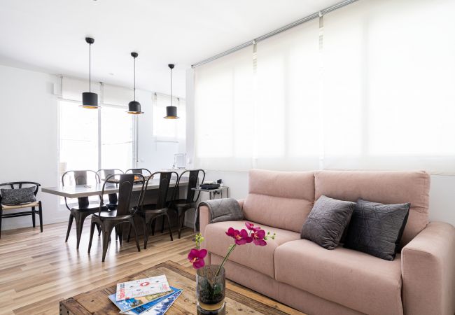 Apartamento en Madrid - M (PRE105B) Ático Terraza Puerta del Sol Apartamento en Madrid - M (PRE105B) Ático Terraza Puerta del Sol