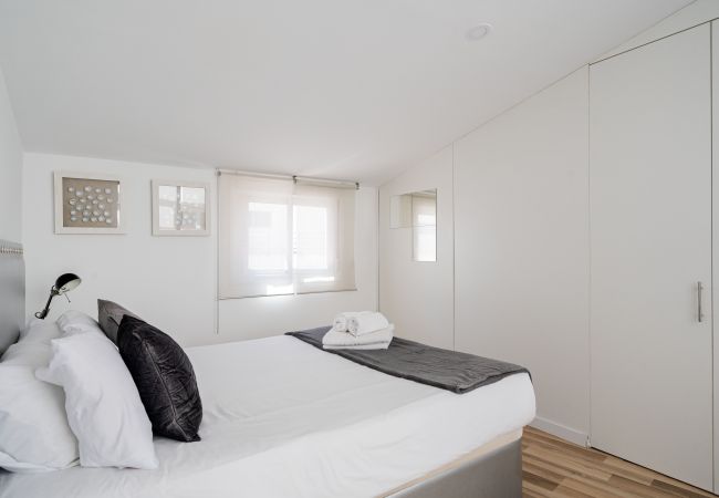Apartamento en Madrid - M (PRE105B) Ático Terraza Puerta del Sol Apartamento en Madrid - M (PRE105B) Ático Terraza Puerta del Sol