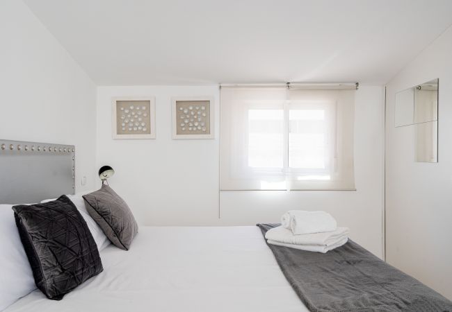 Apartamento en Madrid - ATICO Apartment Madrid Downtown Puerta Sol M (PRE