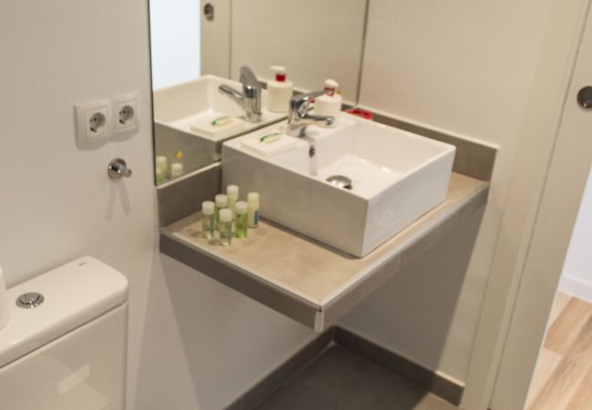 Apartamento en Madrid - M (PRE102C) Apto. de diseño Puerta del Sol 6 Apartamento en Madrid - M (PRE102C) Apto. de diseño Puerta del Sol 6