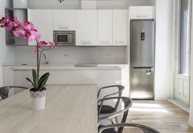 Apartamento en Madrid - M (PRE102C) Apto. de diseño Puerta del Sol 6 Apartamento en Madrid - M (PRE102C) Apto. de diseño Puerta del Sol 6