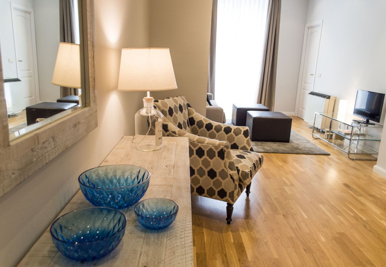 Apartamento en Madrid - Downtown Madrid centro Cibeles M (LM7)