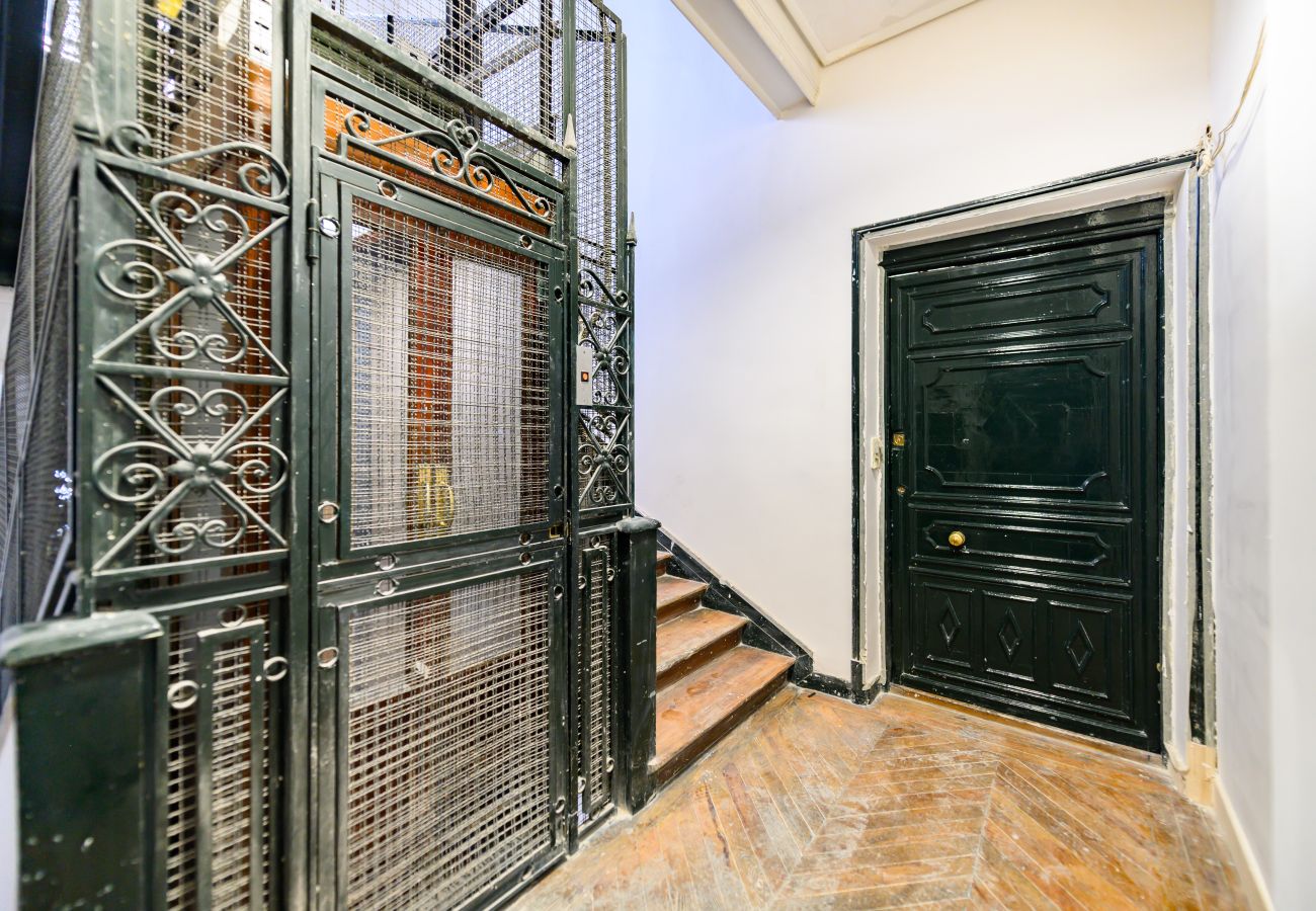 Apartamento en Madrid - M (DLM73) Downtown Madrid centro Cibeles