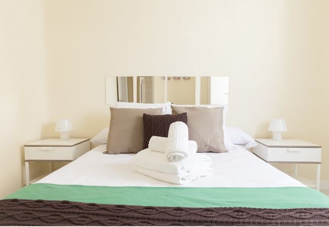 Apartamento en Madrid - M (LDR286) Parque del Retiro-Puerta de Alcala Apartamento en Madrid - M (LDR286) Parque del Retiro-Puerta de Alcala
