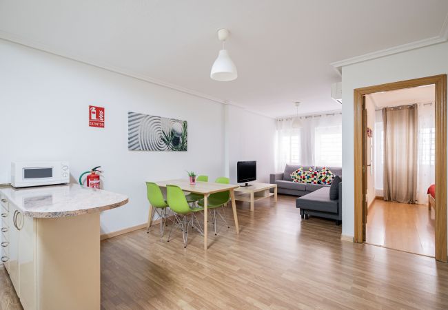 Apartamento en Madrid - Downtown Madrid North Barrio del Pilar M (SAR28)