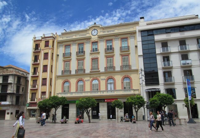Estudio en Málaga - Plaza de la Constitución III