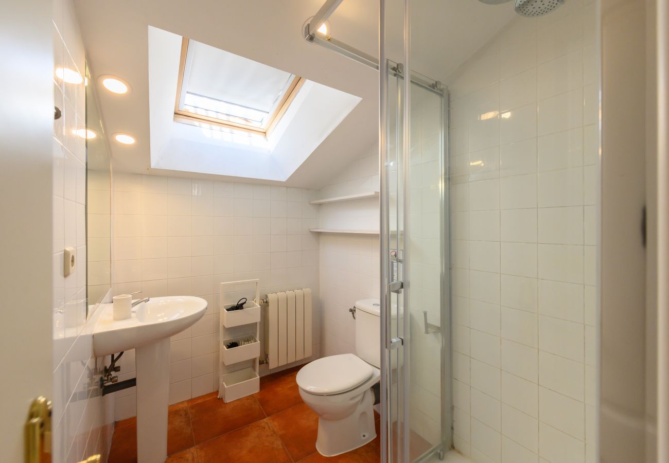 Estudio en Madrid - M (COR25) ESTUDIO 4 PAX