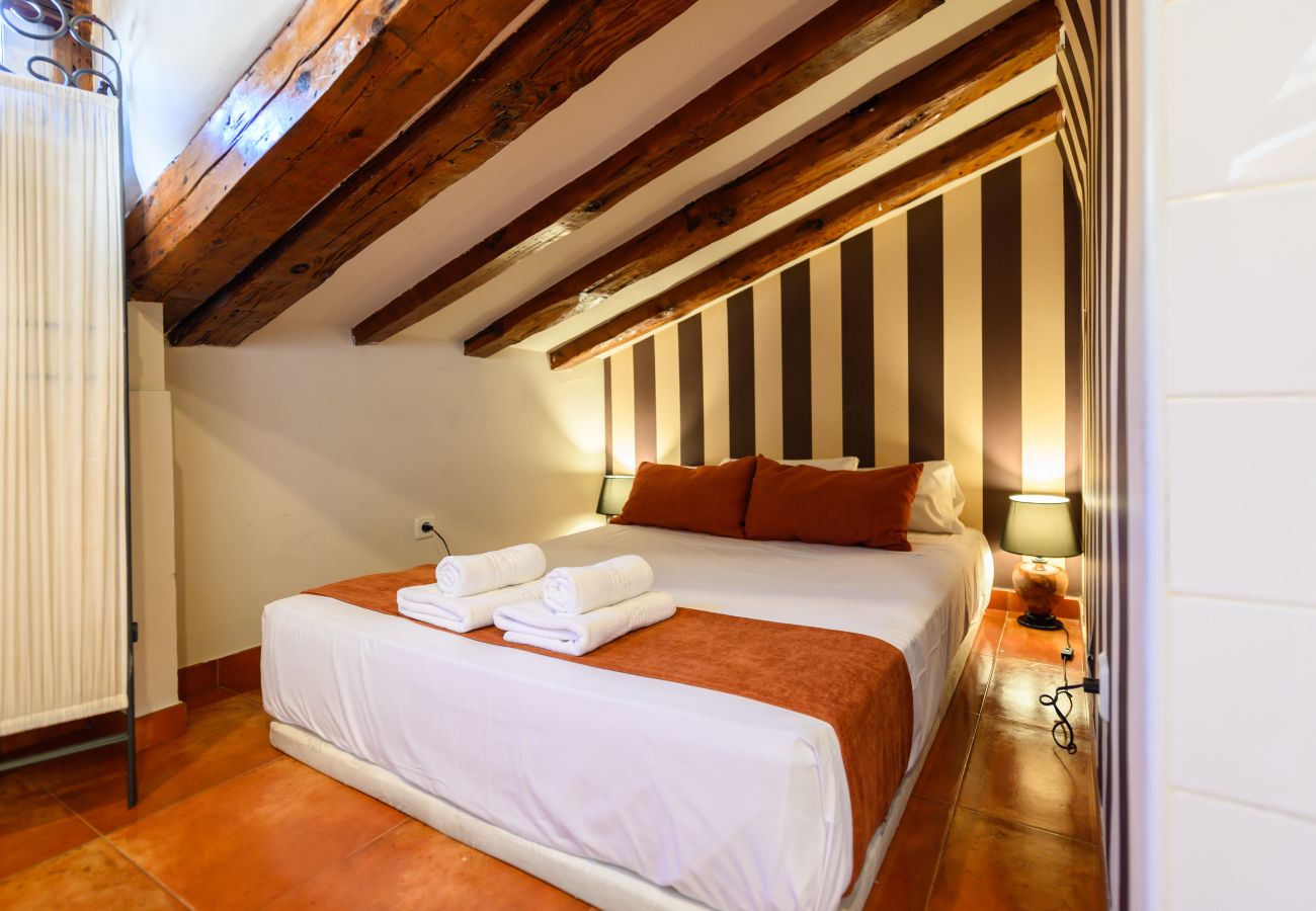 Estudio en Madrid - M (COR25) ESTUDIO 4 PAX