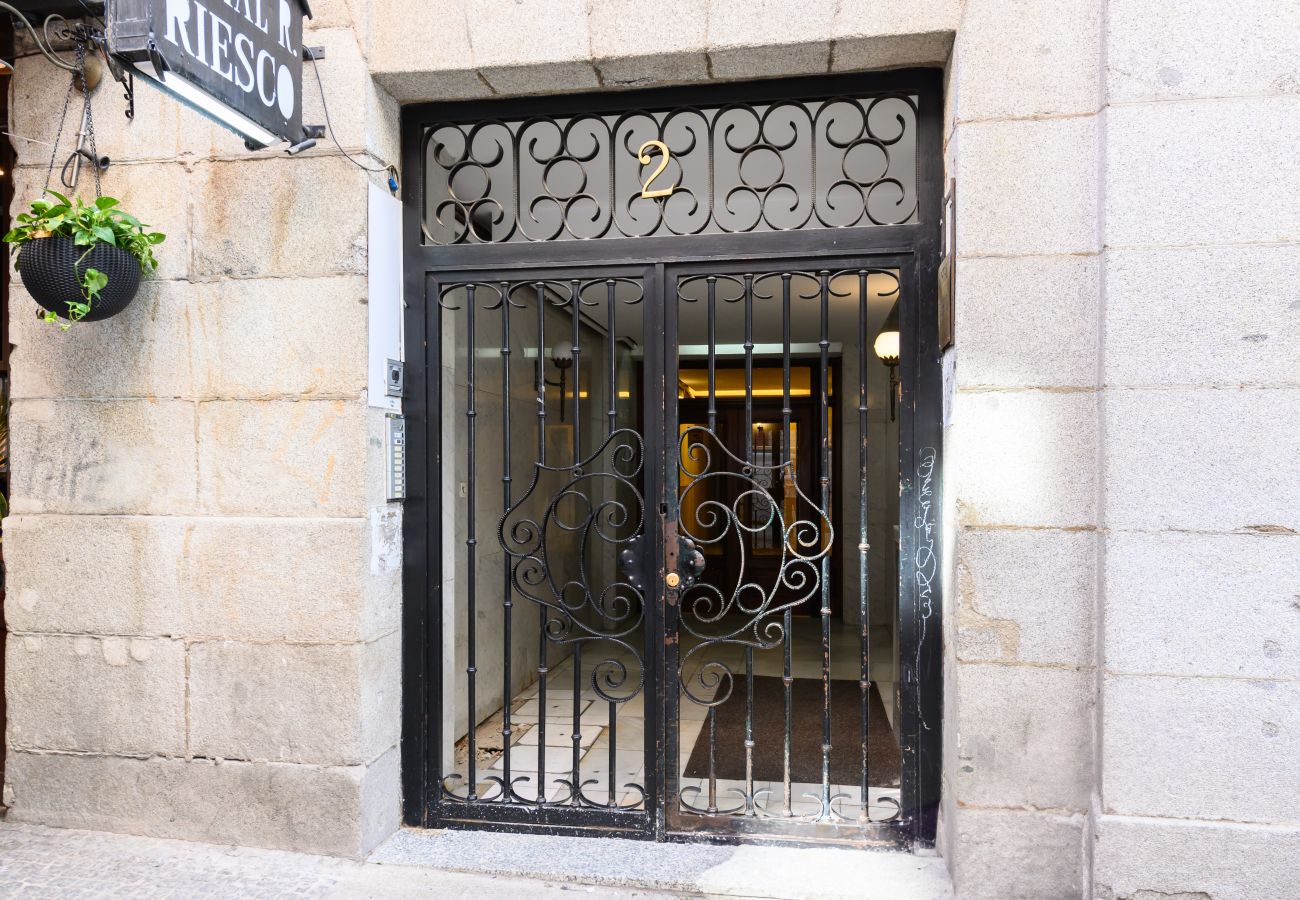 Estudio en Madrid - M (COR25) ESTUDIO 4 PAX