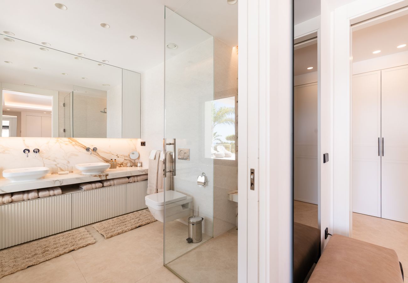 Villa en Marbella - Absolute high end villa with pool & Jacuzzi*