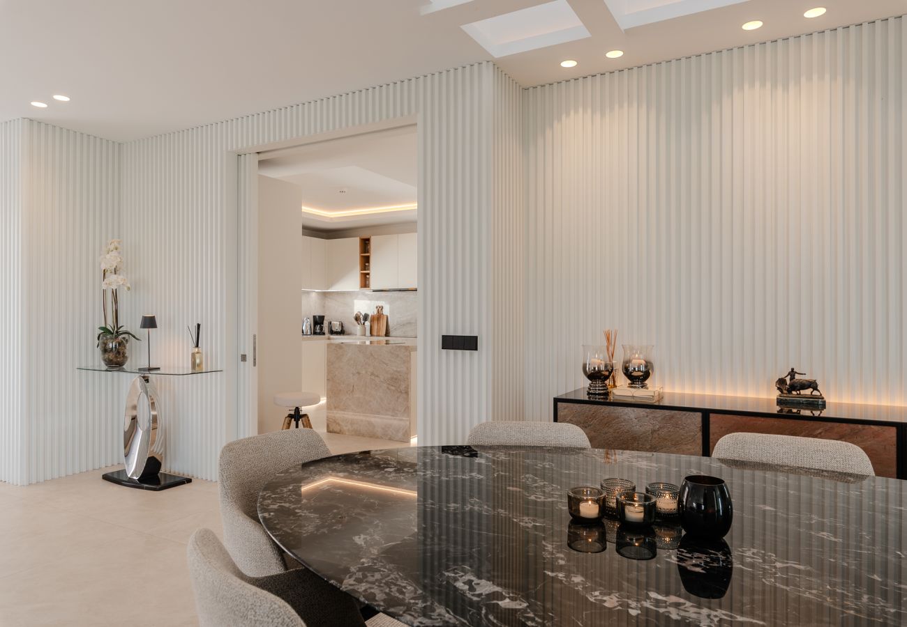 Villa en Marbella - Absolute high end villa with pool & Jacuzzi*