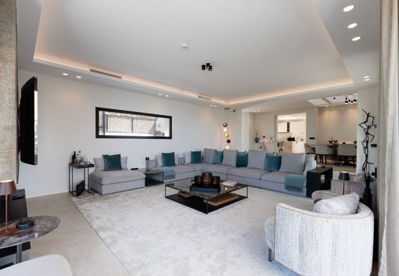 Villa en Marbella - Absolute high end villa with pool & Jacuzzi*