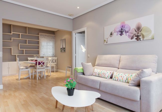 Apartamento en Madrid - Cozy Apartment Madrid. Bº SALAMANCA, IFEMA. AEROPUERTO. 2 ROOMS- 6 PAX - ELEVATOR