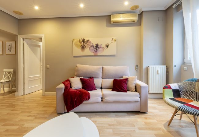 Apartamento en Madrid - M (AAM242) Bº Salamanca-Guindalera Apartamento en Madrid - M (AAM242) Bº Salamanca-Guindalera