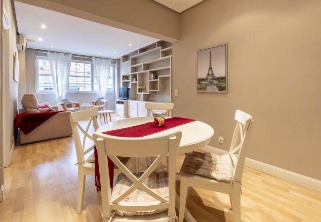Apartamento en Madrid - M (AAM242) Bº Salamanca-Guindalera Apartamento en Madrid - M (AAM242) Bº Salamanca-Guindalera