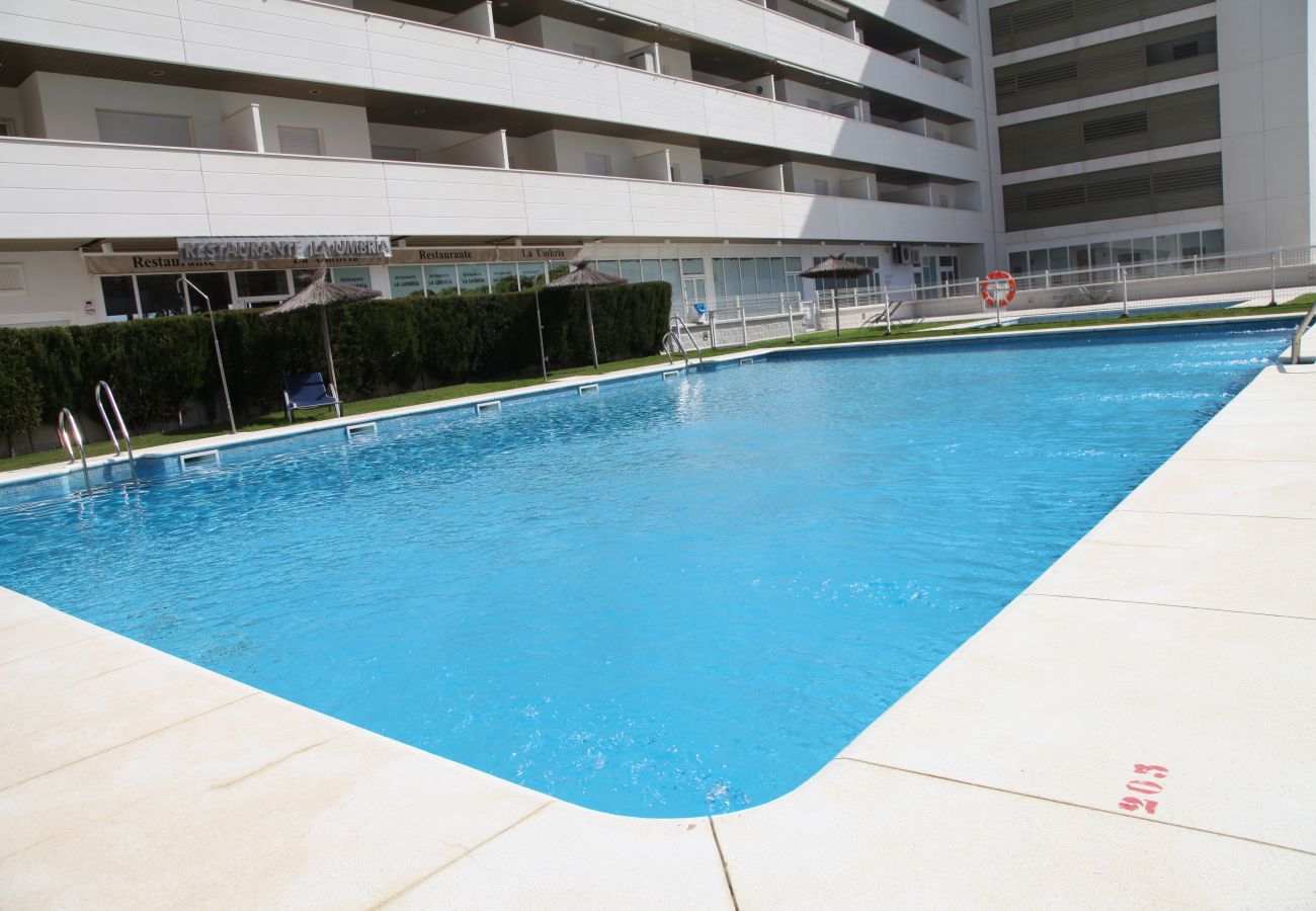Apartamento en Punta Umbria - Apartamento con piscina a 200 m de la playa