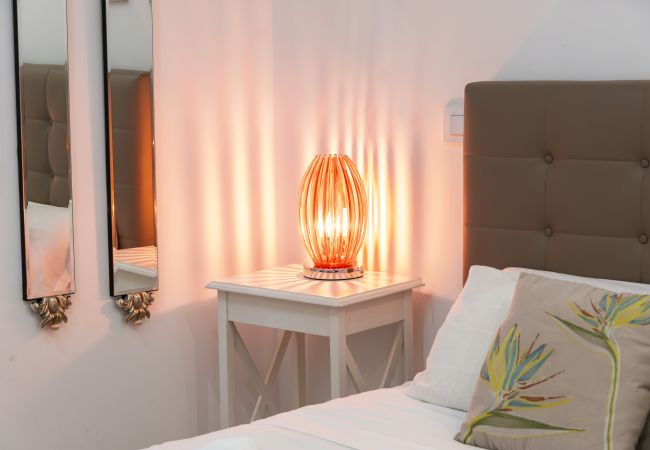 Apartamento en Madrid - M (PRE103C) Apto. de diseño Puerta del Sol 9 Apartamento en Madrid - M (PRE103C) Apto. de diseño Puerta del Sol 9