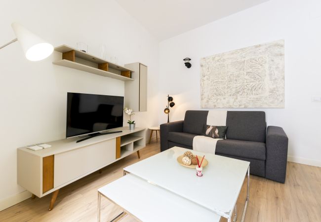 Apartamento en Madrid - M (PRE103C) Apto. de diseño Puerta del Sol 9 Apartamento en Madrid - M (PRE103C) Apto. de diseño Puerta del Sol 9