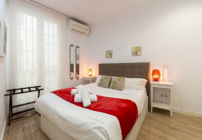 Apartamento en Madrid - M (PRE103C) Apto. de diseño Puerta del Sol 9 Apartamento en Madrid - M (PRE103C) Apto. de diseño Puerta del Sol 9