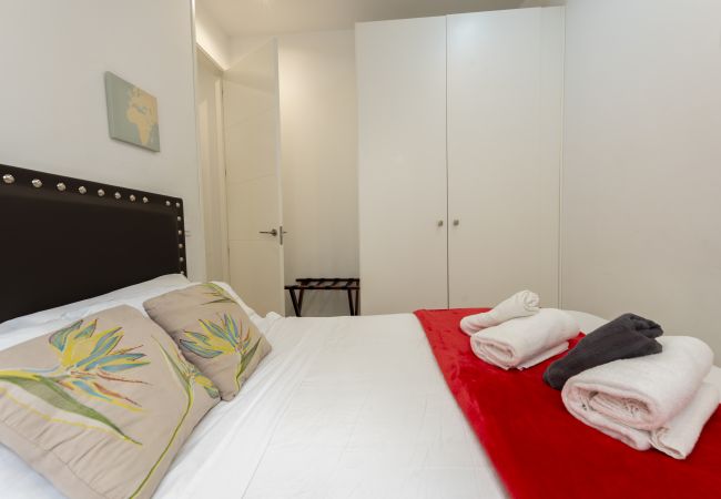 Apartamento en Madrid - M (PRE103C) Apto. de diseño Puerta del Sol 9 Apartamento en Madrid - M (PRE103C) Apto. de diseño Puerta del Sol 9