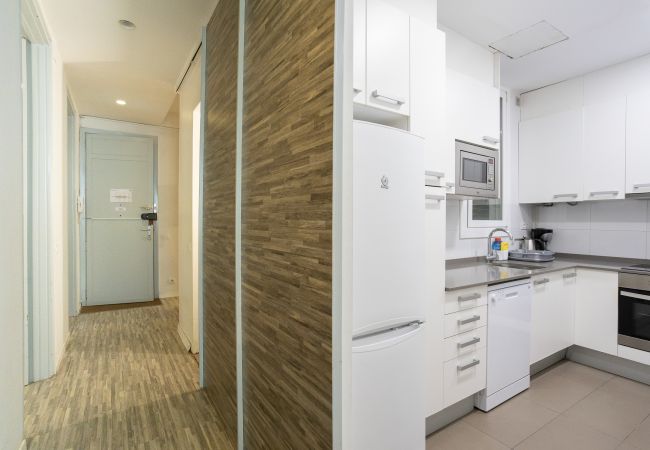 Apartamento en Barcelona - CASANOVA ELEGANCE, with balcony and 4 bedrooms Apartamento en Barcelona - CASANOVA ELEGANCE, with balcony and 4 bedrooms