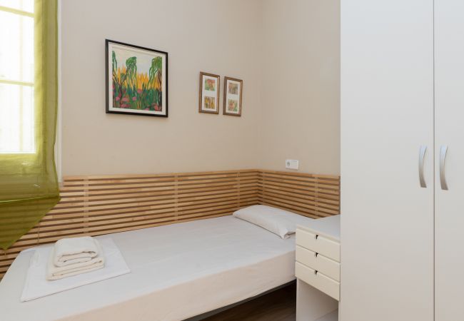 Apartamento en Barcelona - EIXAMPLE, central, large, 4 bedrooms Apartamento en Barcelona - EIXAMPLE, central, large, 4 bedrooms
