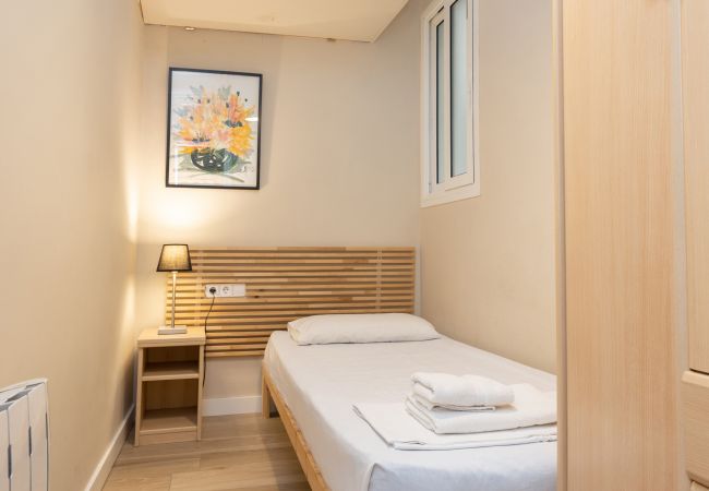 Apartamento en Barcelona - EIXAMPLE, central, large, 4 bedrooms Apartamento en Barcelona - EIXAMPLE, central, large, 4 bedrooms