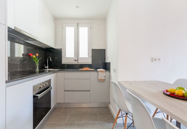 Apartamento en Barcelona - DELUXE, central, boho, views, 3 bedrooms Apartamento en Barcelona - DELUXE, central, boho, views, 3 bedrooms