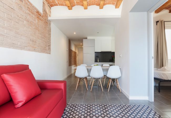 Apartamento en Barcelona - Family DELUXE amplio piso con terraza y piscina en Barcelona centro