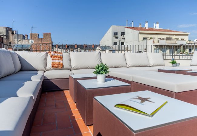 Apartamento en Barcelona - DELUXE, central, boho, views, 3 bedrooms Apartamento en Barcelona - DELUXE, central, boho, views, 3 bedrooms