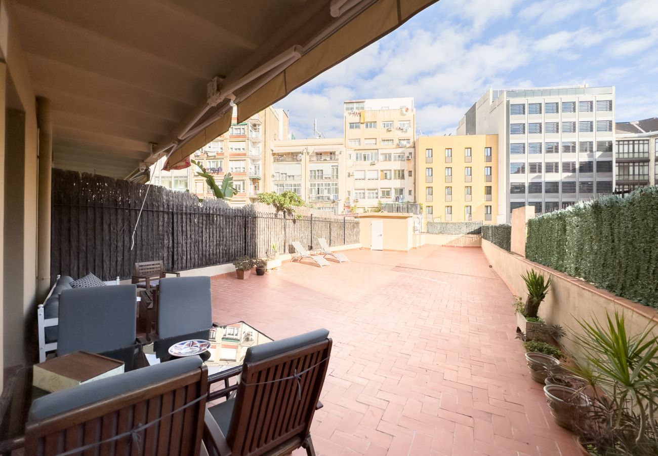 Apartamento en Barcelona - Piso en alquiler con gran terraza privada, junto Passeig de Gracia, Barcelona centro