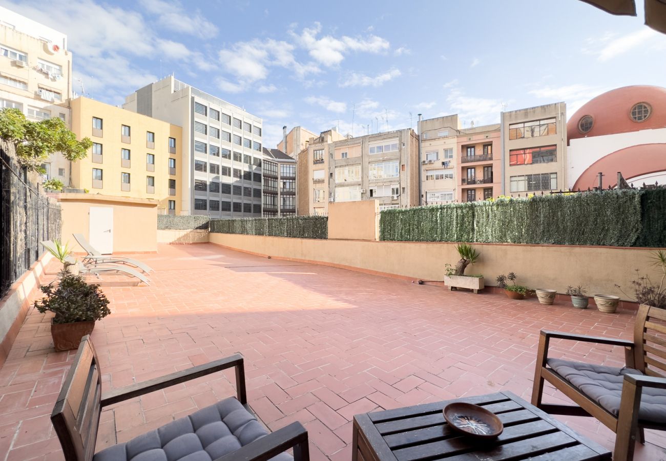 Apartamento en Barcelona - Piso en alquiler con gran terraza privada, junto Passeig de Gracia, Barcelona centro