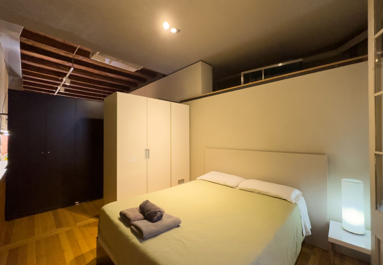 Apartamento en Barcelona - GRACIA DREAM, piso turístico  restaurado de diseño en Gràcia, Barcelona centro