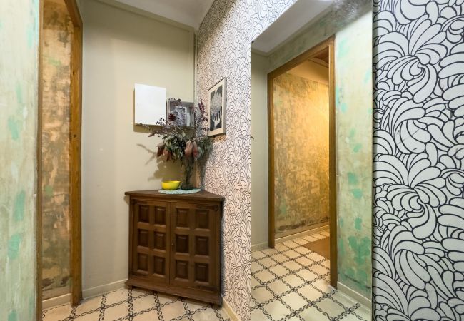 Apartamento en Barcelona - GRACIA BONAVISTA, spacious and with balcony Apartamento en Barcelona - GRACIA BONAVISTA, spacious and with balcony