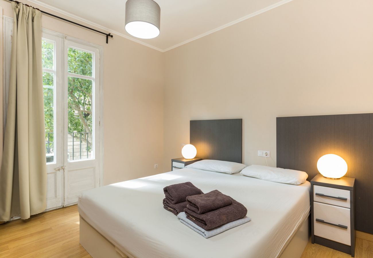 Apartamento en Barcelona - Family CIUTADELLA PARK, gran piso turístico 4 dormitorios en Barcelona centro