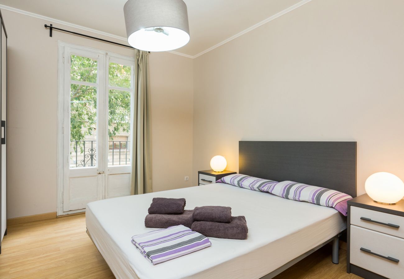 Apartamento en Barcelona - Family CIUTADELLA PARK, gran piso turístico 4 dormitorios en Barcelona centro