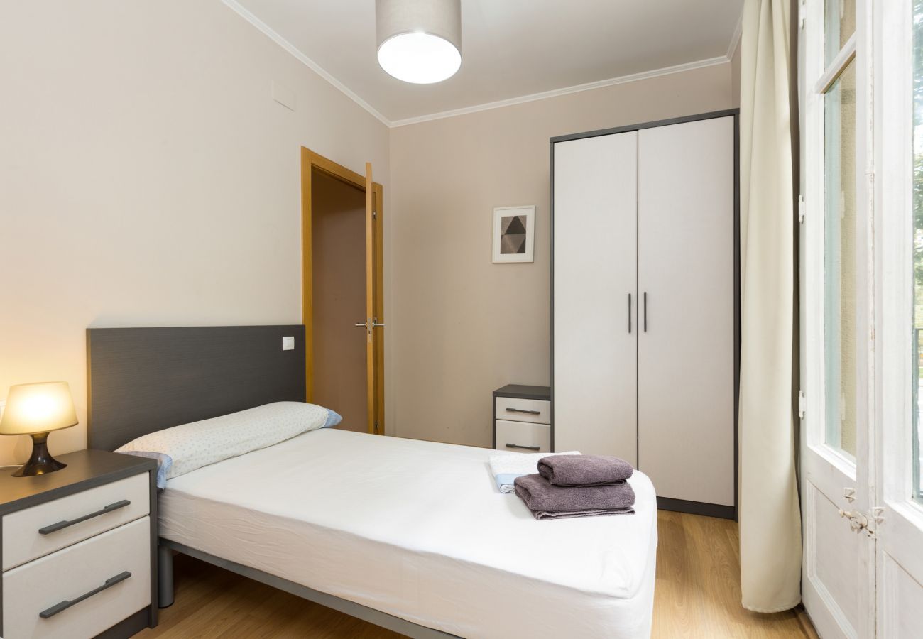 Apartamento en Barcelona - Family CIUTADELLA PARK, gran piso turístico 4 dormitorios en Barcelona centro