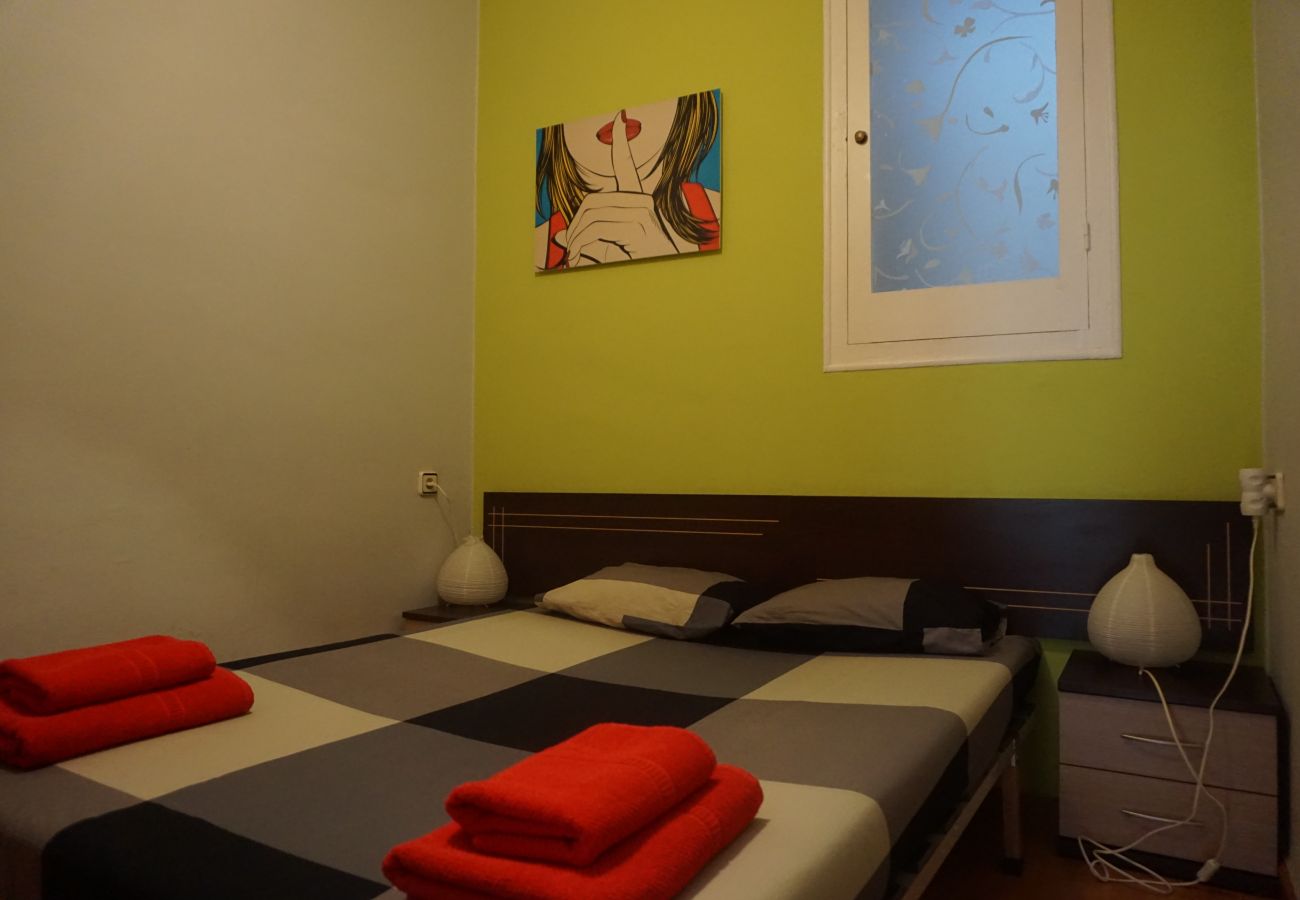 Apartamento en Barcelona - PLAZA ESPAÑA & MONTJUÏC, piso en alquiler por días muy bonito, tranquilo, agradable en Barcelona centro