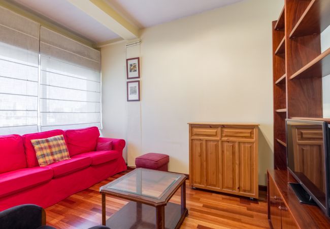 Apartamento en Barcelona - PORT BCN, classic 3bed with balcony Apartamento en Barcelona - PORT BCN, classic 3bed with balcony