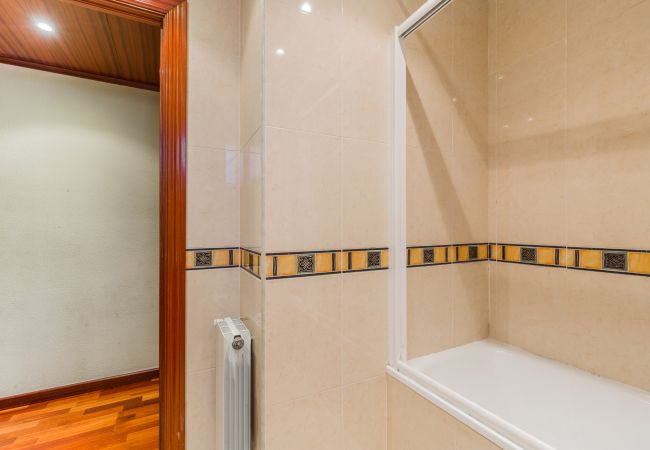 Apartamento en Barcelona - PORT BCN, classic 3bed with balcony Apartamento en Barcelona - PORT BCN, classic 3bed with balcony