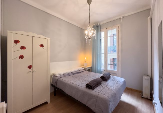 Apartamento en Barcelona - GRACIA chic style, balcony Apartamento en Barcelona - GRACIA chic style, balcony