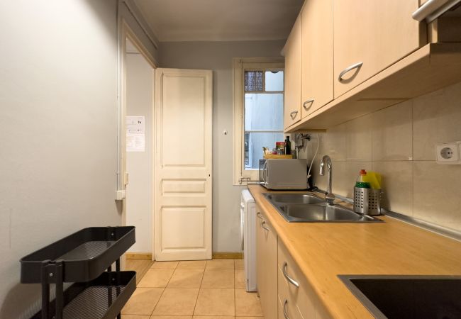 Apartamento en Barcelona - GRACIA chic style, balcony Apartamento en Barcelona - GRACIA chic style, balcony